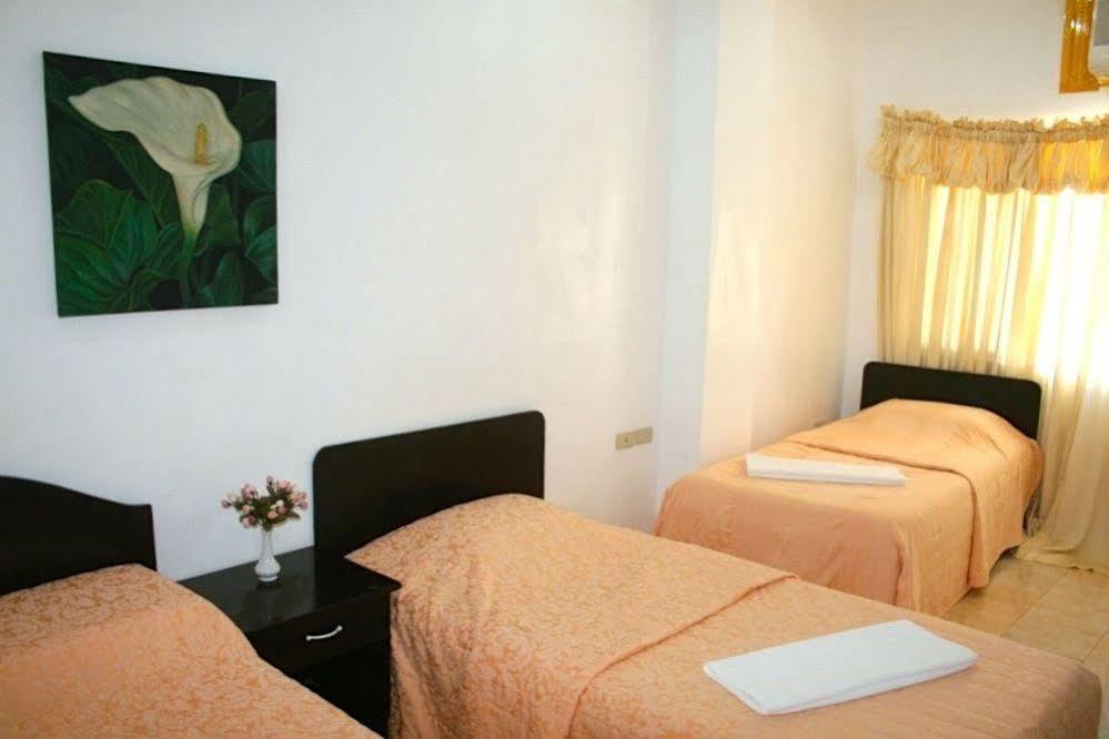 Island Inn Boracay Balabag  Bagian luar foto