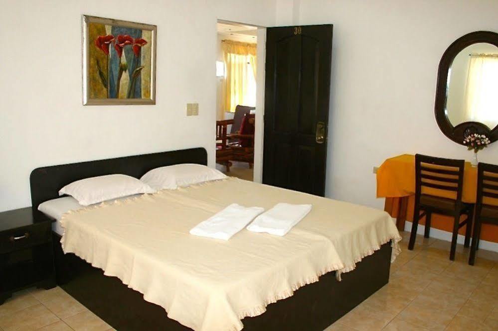 Island Inn Boracay Balabag  Bagian luar foto